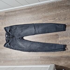 2/$25 KanCan charcoal skinny jeans with frayed ankle size 7/27